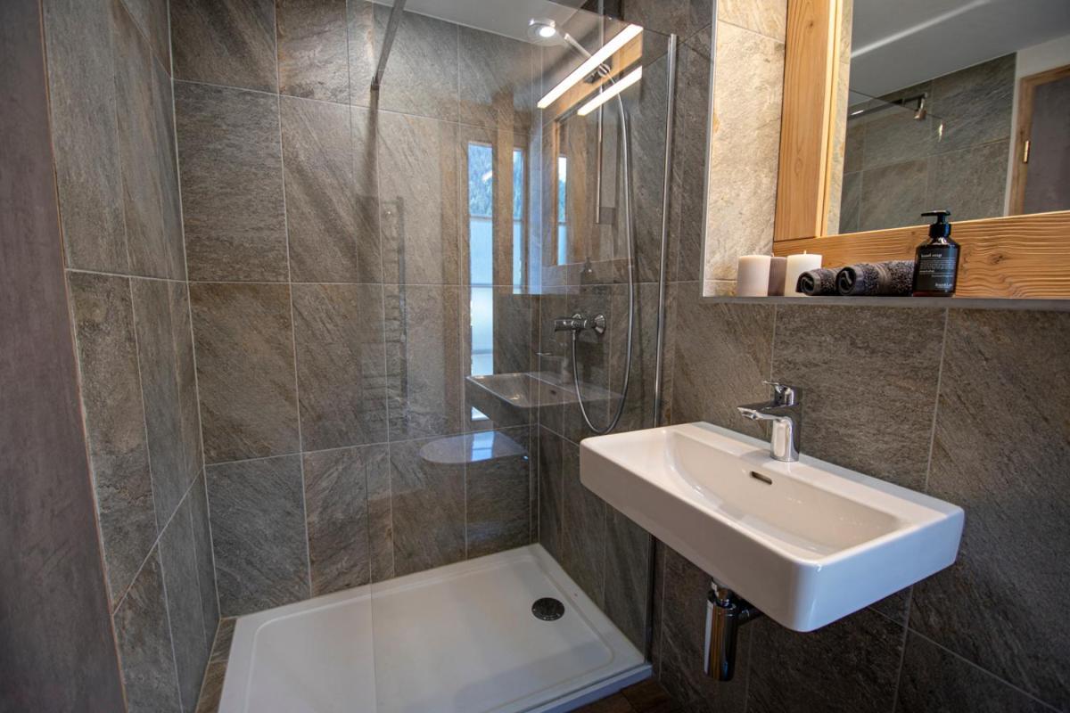 La Bergere Hotel Ayer Екстериор снимка